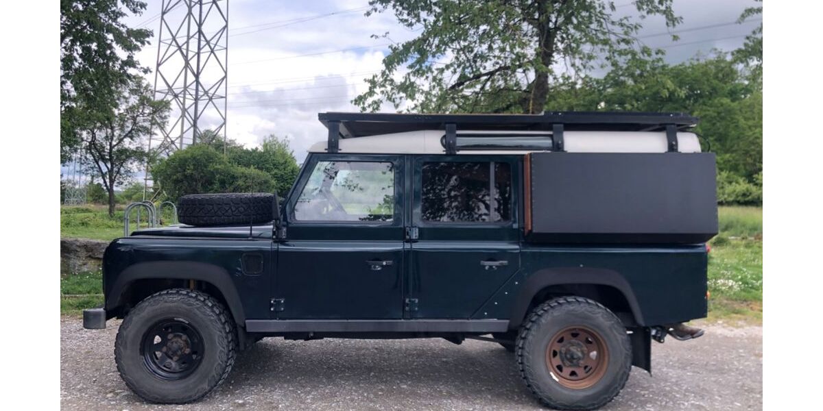 Land Rover Defender 400.100 km 21.800 &euro; Höfingen 71229