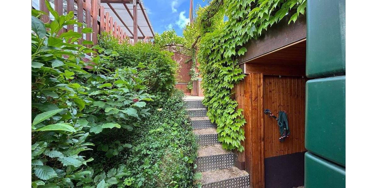 Mehrfamilienhaus, Wohnhaus Stuttgart Feuerbach - 3 Zimmer, 118 m&sup2;, 489.000&euro; | Angebot:25704674