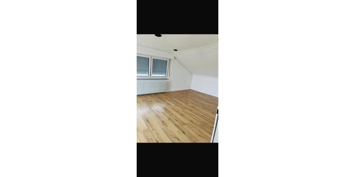 Dachgeschoßwohnung Schwaikheim - 3 Zimmer, 56 m&sup2;, 230.000&euro; | Angebot:26991362