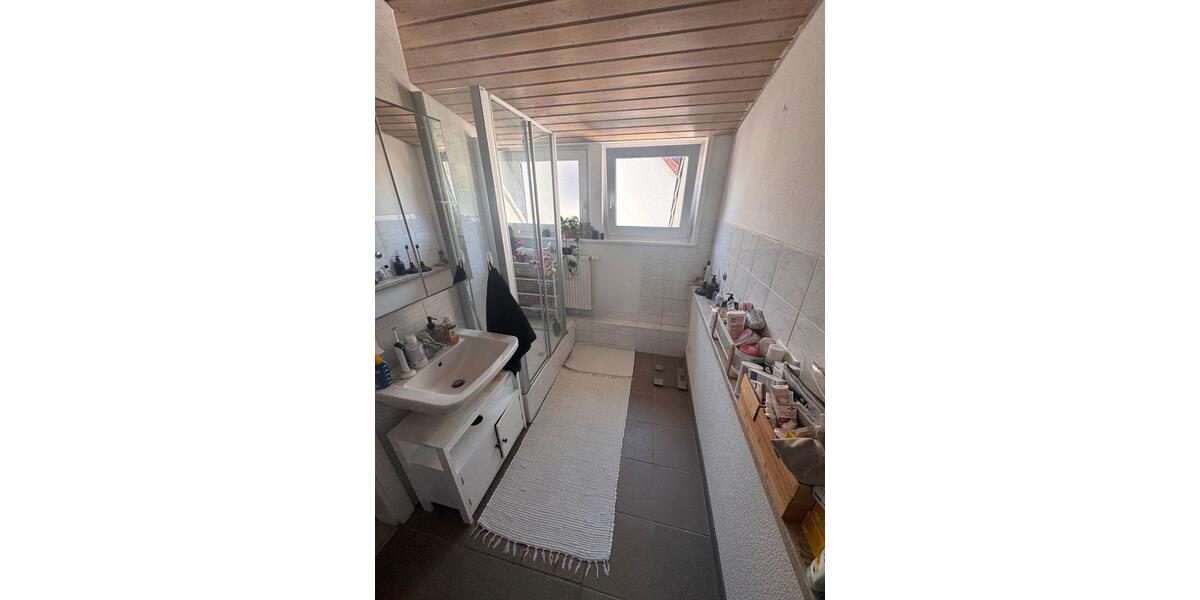 Dachgeschoßwohnung Stuttgart Bad Cannstatt - 3 Zimmer, 50 m&sup2;, 760&euro; | Angebot:27597239
