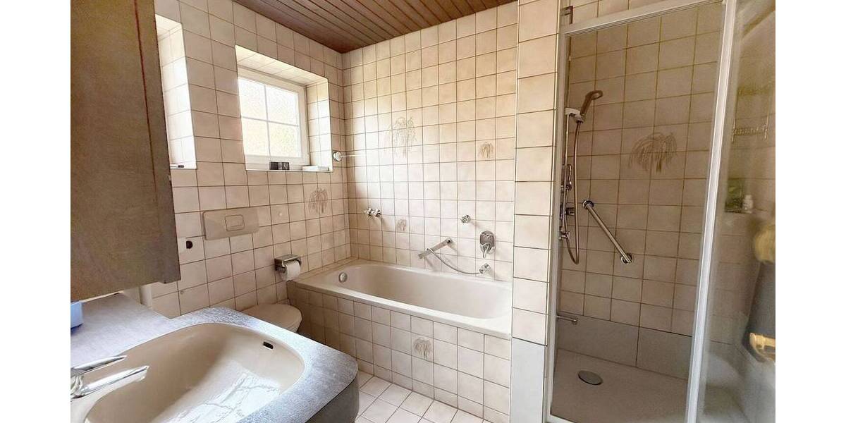 Einfamilienhaus Stuttgart Degerloch - 1 Zimmer, 210 m&sup2;, 1.995.000&euro; | Angebot:26379604