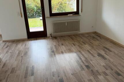 Wohnung Stuttgart Luginsland - 3.5 Zimmer, 101 m&sup2;, 1.650&euro; | Angebot:25935956