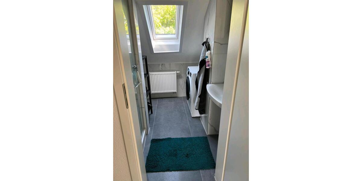 Dachgeschoßwohnung Ditzingen - 2 Zimmer, 42 m&sup2;, 220.000&euro; | Angebot:26408549