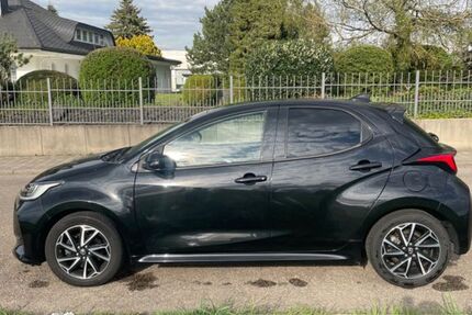 Toyota Yaris 67.000 km 17.099 &euro; Neckarwestheim 74382
