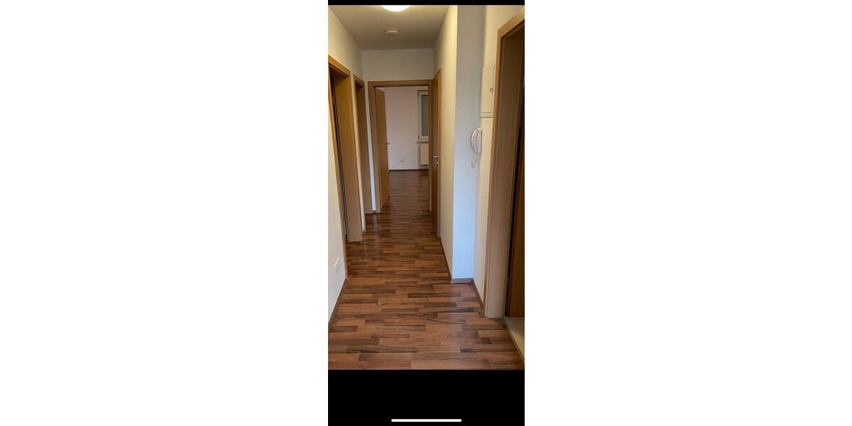 Erdgeschoßwohnung Stuttgart Zuffenhausen - 3 Zimmer, 73 m&sup2;, 1.200&euro; | Angebot:26475881