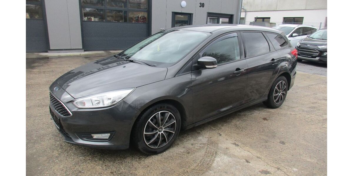 Ford Focus 81.000 km 9.990 &euro; Heilbronn 74081