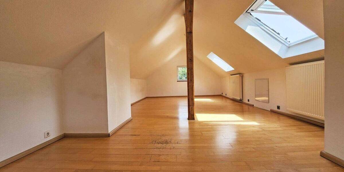 Etagenwohnung Stuttgart Untertürkheim - 3 Zimmer, 74 m&sup2;, 298.000&euro; | Angebot:25704682