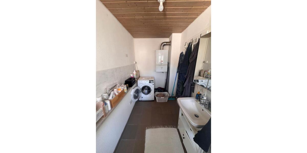 Dachgeschoßwohnung Stuttgart Bad Cannstatt - 3 Zimmer, 50 m&sup2;, 760&euro; | Angebot:27597239