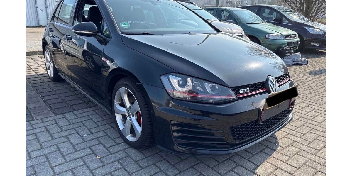 VW Golf 214.500 km 11.900 &euro; Ludwigsburg 71638