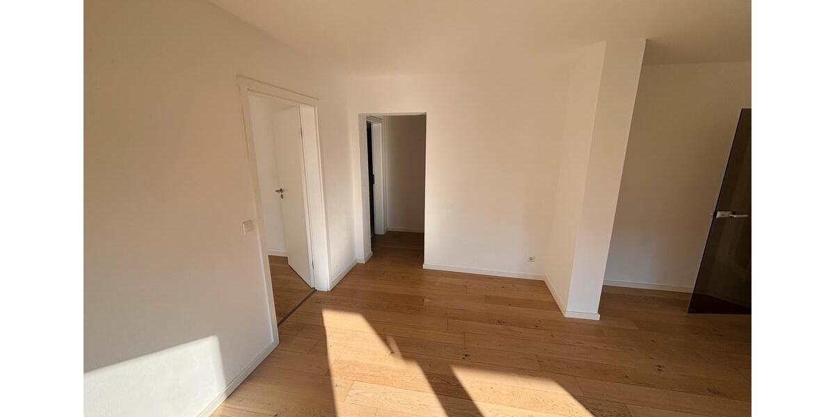 Etagenwohnung Eberdingen - 2.5 Zimmer, 80 m&sup2;, 900&euro; | Angebot:25843433