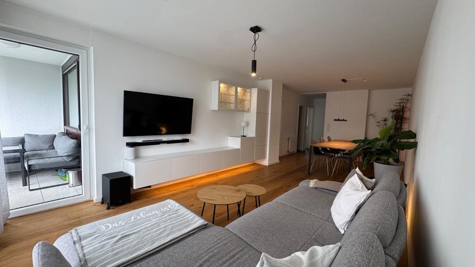 Hochparterre Böblingen - 3 Zimmer, 1.800&euro; | Angebot:23103180