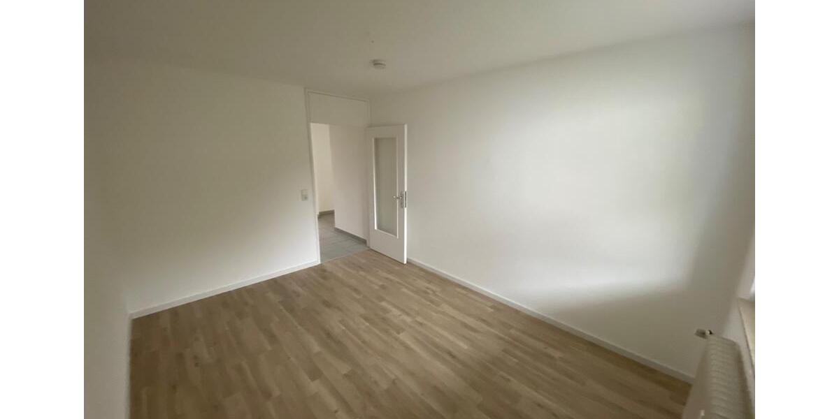 Etagenwohnung Backnang - 3 Zimmer, 75 m&sup2;, 850&euro; | Angebot:27581964