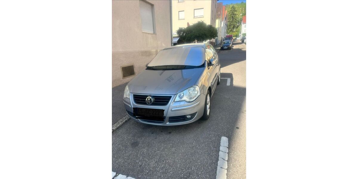 VW Polo 128.627 km 2.999 &euro; Esslingen 73733