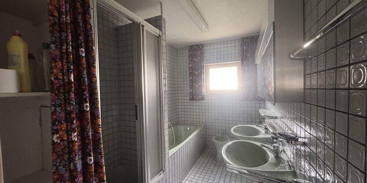 Doppelhaushälfte Stuttgart Möhringen - 5 Zimmer, 122 m&sup2;, 549.000&euro; | Angebot:25662278