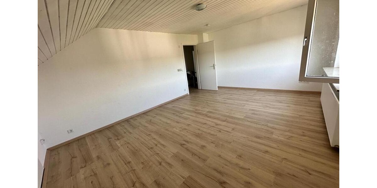 Etagenwohnung Wernau (Neckar) - 2 Zimmer, 54 m&sup2;, 870&euro; | Angebot:27541161