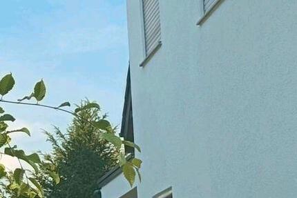 Haus Bönnigheim - 8 Zimmer, 237 m&sup2;, 699.000&euro; | Angebot:27096159