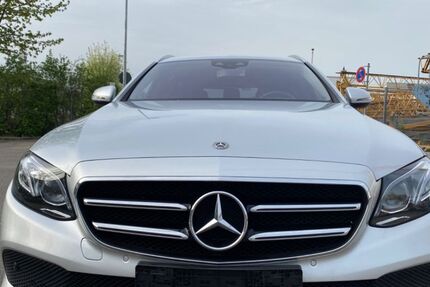 Mercedes-Benz E 220 187.000 km 19.999 &euro; Möglingen(Ludwigsburg) 71696