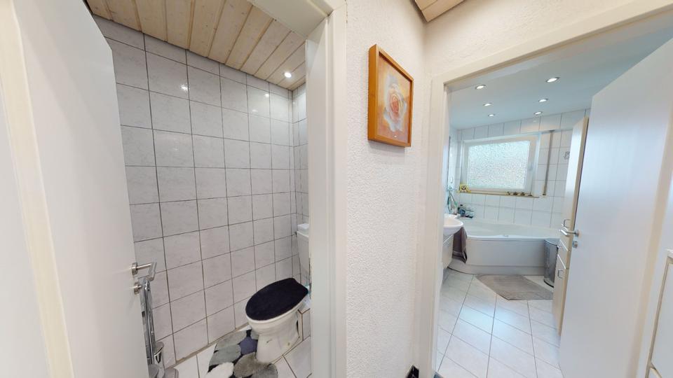 Hochparterre Stuttgart Birkach - 3 Zimmer, 82 m&sup2;, 1.330&euro; | Angebot:25590620