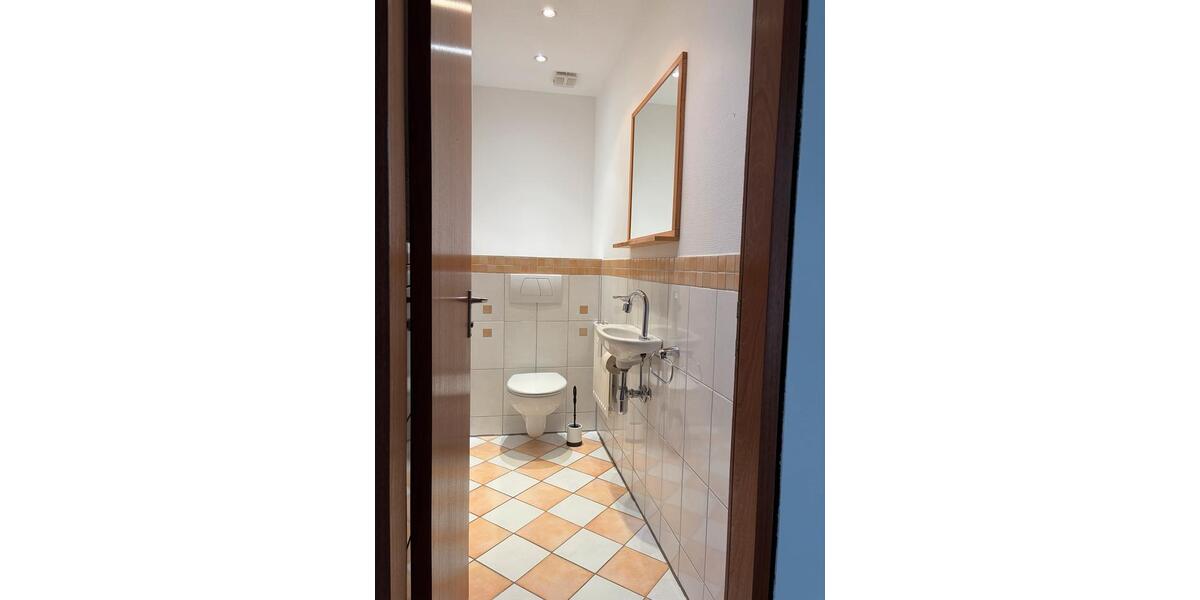 Einfamilienhaus Korntal-Münchingen Münchingen - 2.5 Zimmer, 89 m&sup2;, 1.350&euro; | Angebot:25226775