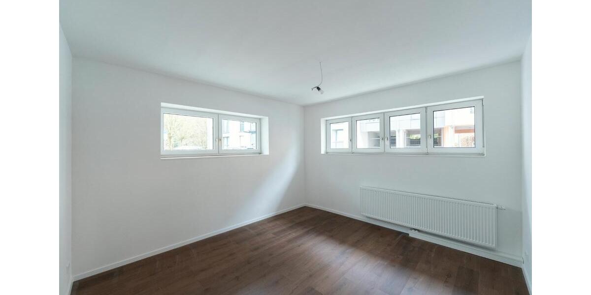 Erdgeschoßwohnung Stuttgart Stuttgart-Süd - 5 Zimmer, 131 m&sup2;, 2.400&euro; | Angebot:26380275