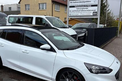 Ford Focus 175.000 km 15.900 &euro; Korntal-Münchingen 70825