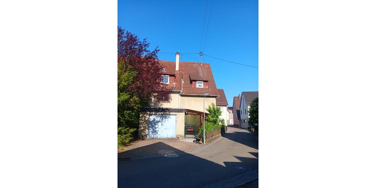 Mehrfamilienhaus, Wohnhaus Vaihingen an der Enz - 9 Zimmer, 200 m&sup2;, 260.000&euro; | Angebot:26722170