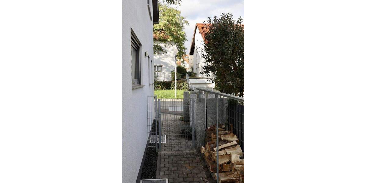 Einfamilienhaus Ludwigsburg Pflugfelden - 5 Zimmer, 183 m&sup2;, 1.250.000&euro; | Angebot:25839140