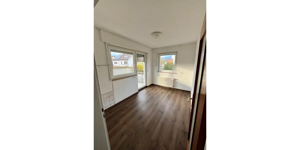 Hochparterre Fellbach - 1.5 Zimmer, 35 m&sup2;, 720&euro; | Angebot:26414153