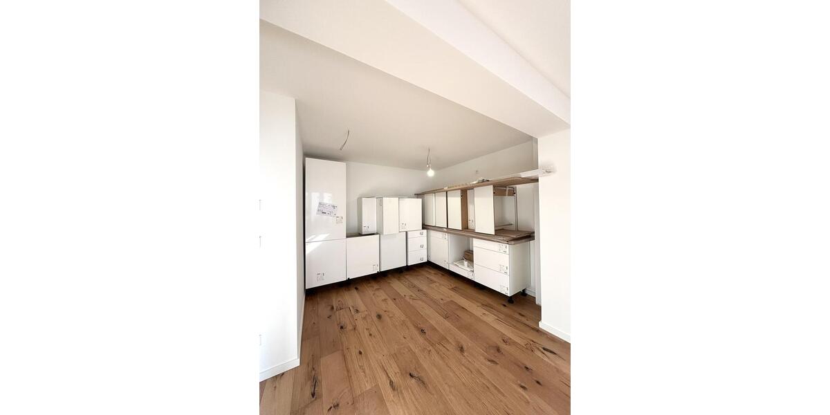 Erdgeschoßwohnung Sindelfingen - 2 Zimmer, 73 m&sup2;, 1.135&euro; | Angebot:24400065