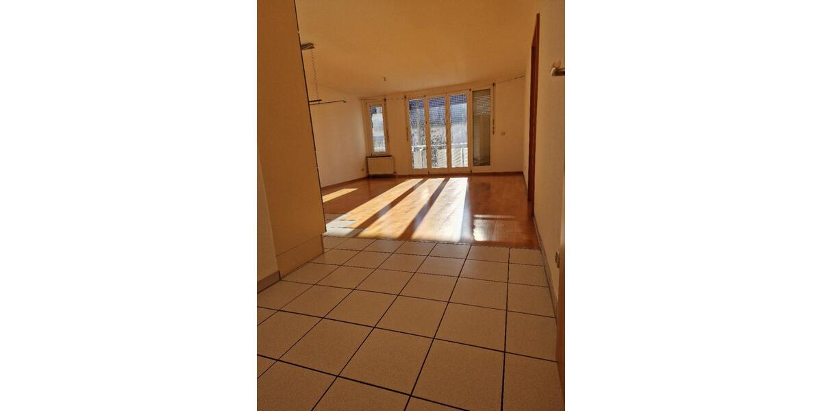 Etagenwohnung Marbach am Neckar - 2.5 Zimmer, 60 m&sup2;, 264.000&euro; | Angebot:25965845