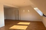 Dachgeschoßwohnung Bönnigheim - 2 Zimmer, 67 m&sup2;, 875&euro; | Angebot:27589370