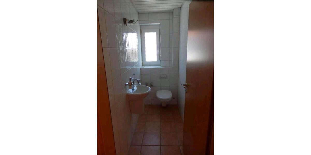 Etagenwohnung Weissach - 3 Zimmer, 85 m&sup2;, 1.300&euro; | Angebot:25477850