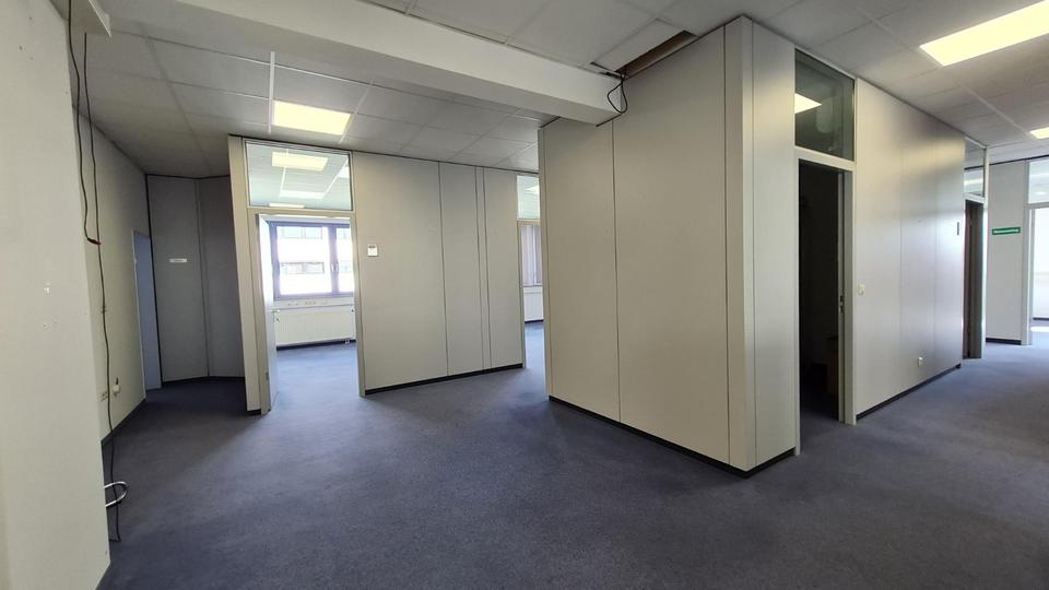 Gewerbeobjekt Esslingen am Neckar Pliensauvorstadt - 1.912&euro; | Angebot:24682667