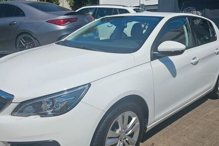Peugeot 308 55.178 km 13.680 &euro; Magstadt 71106