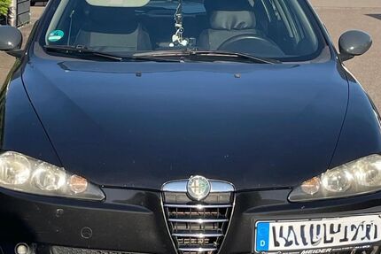Alfa Romeo 147 227.380 km 800 &euro; Murr 71711