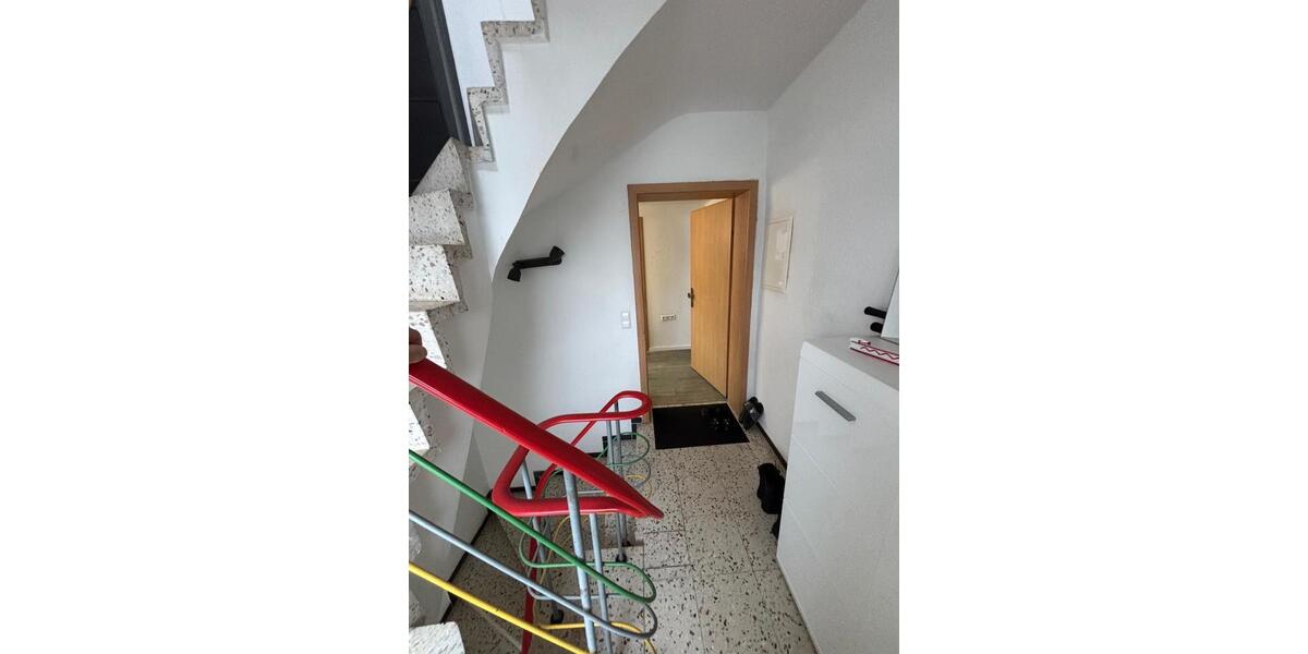 Mehrfamilienhaus, Wohnhaus Großbottwar - 7.5 Zimmer, 197 m&sup2;, 629.000&euro; | Angebot:24393256