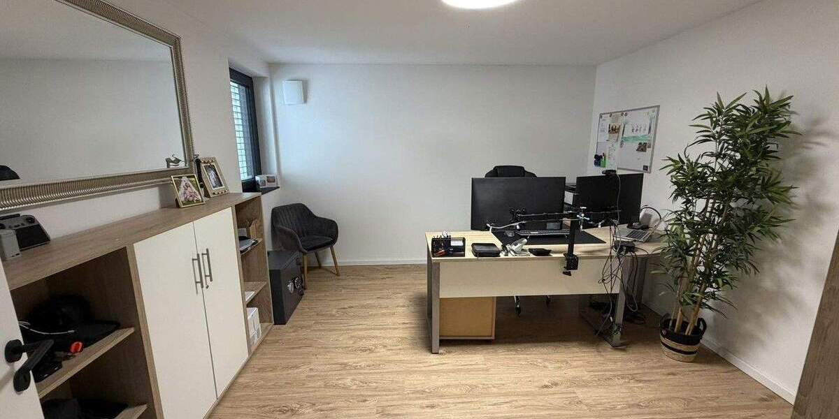 Einfamilienhaus Ilsfeld - 9 Zimmer, 306 m&sup2;, 1.790.000&euro; | Angebot:25654308