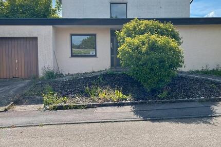 Haus Brackenheim - 6 Zimmer, 196 m&sup2;, 600.000&euro; | Angebot:26777191