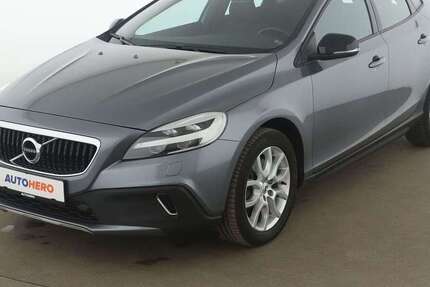 Volvo V40 Cross Country 69.531 km 15.030 &euro; Stuttgart 70195