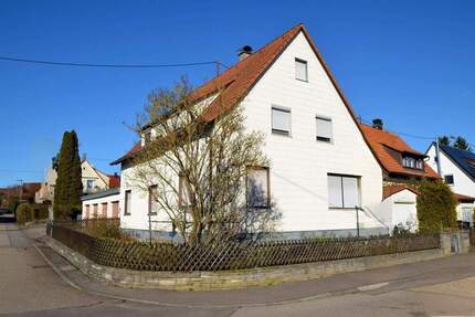Haus Rutesheim - 7 Zimmer, 178 m&sup2;, 590.000&euro; | Angebot:25704324