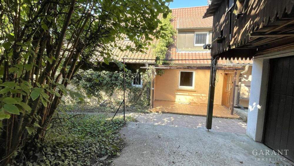 Doppelhaushälfte Weissach Flacht - 8 Zimmer, 164 m&sup2;, 440.000&euro; | Angebot:25707584