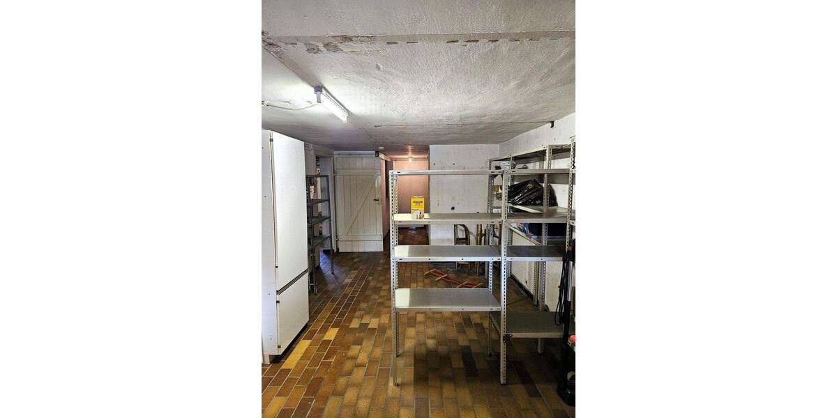 Doppelhaushälfte Stuttgart Weilimdorf - 7 Zimmer, 167 m&sup2;, 649.000&euro; | Angebot:25905875