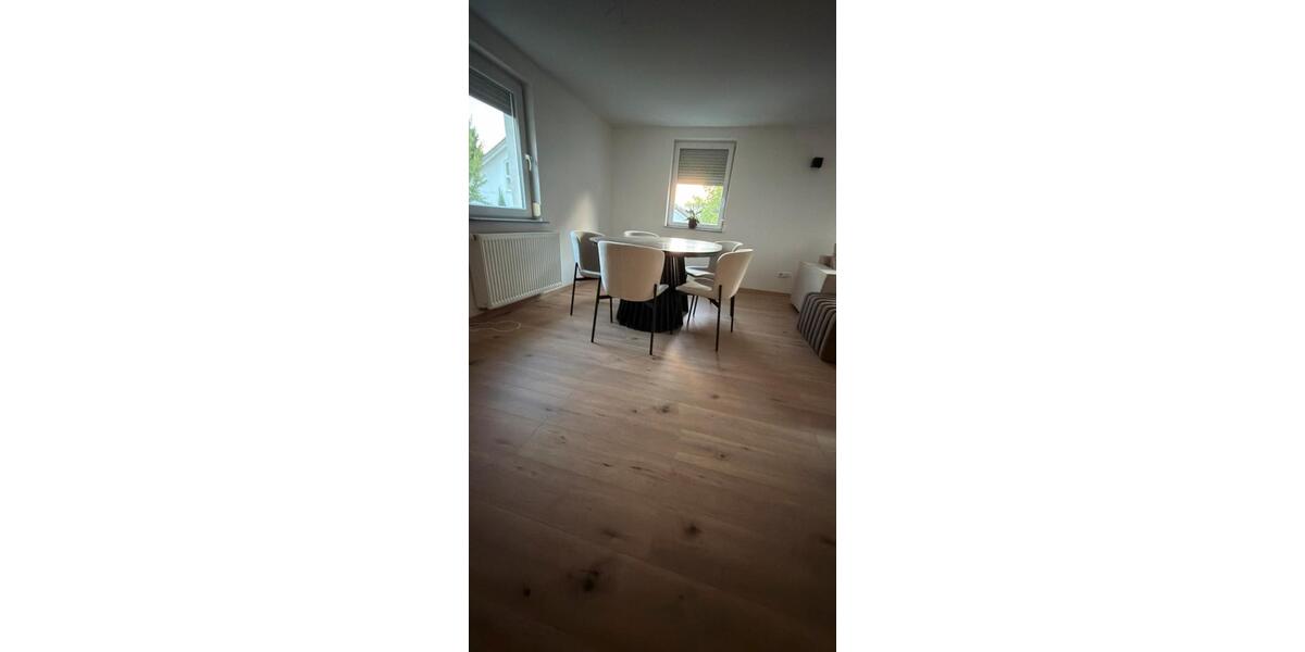 Etagenwohnung Mundelsheim - 2 Zimmer, 85 m&sup2;, 1.300&euro; | Angebot:27538181