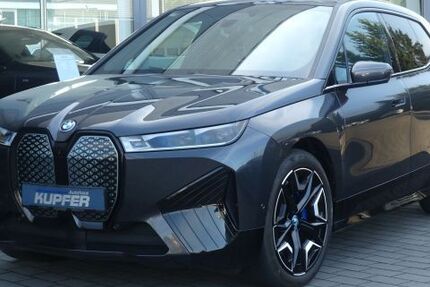 BMW iX 32.990 km 63.400 &euro; Vaihingen / Enz 71665