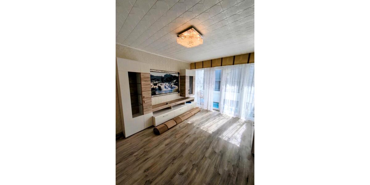 Etagenwohnung Heilbronn - 3 Zimmer, 75 m&sup2;, 1.200&euro; | Angebot:27550026