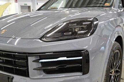 Porsche Cayenne 23.650 km 99.890 &euro; Stuttgart 70499