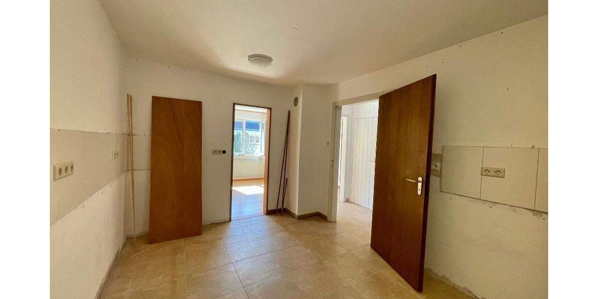 Doppelhaushälfte Renningen - 7 Zimmer, 155 m&sup2;, 2.200&euro; | Angebot:25898274