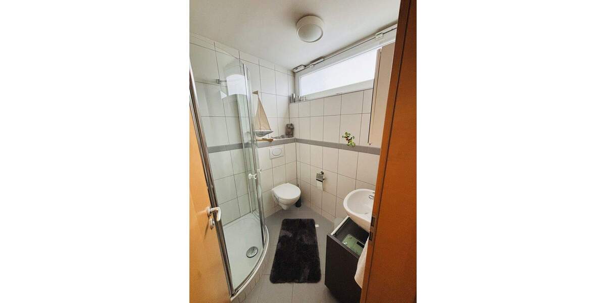 Reihenmittelhaus Fellbach Schmiden - 9 Zimmer, 184 m&sup2;, 749.000&euro; | Angebot:25654311