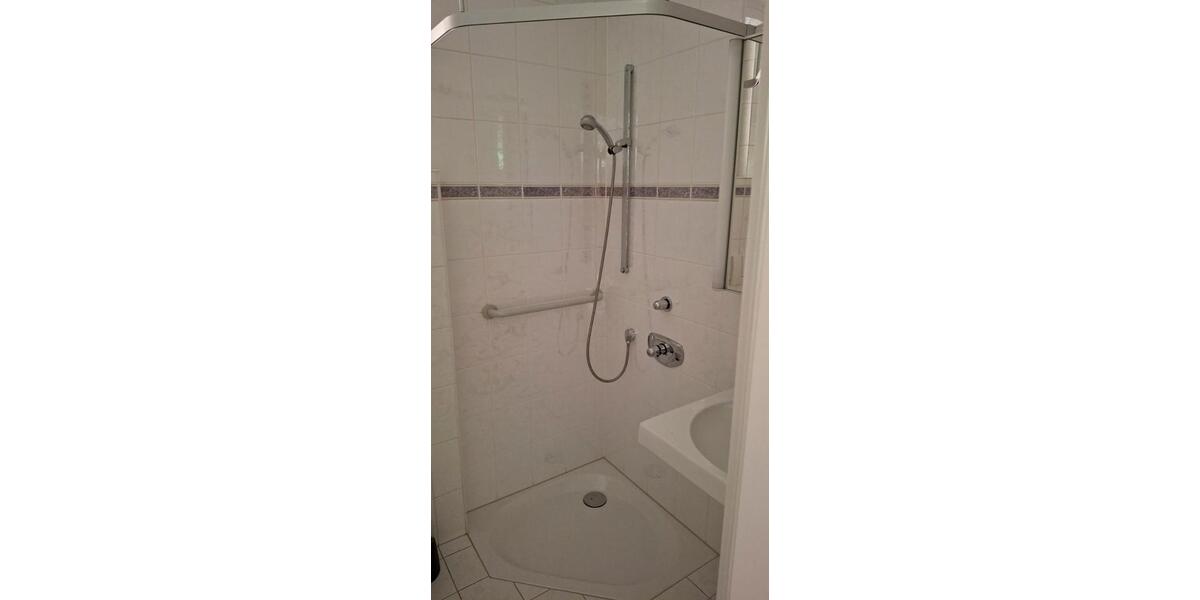 Etagenwohnung Heilbronn Horkheim - 4 Zimmer, 105 m&sup2;, 1.200&euro; | Angebot:27601314