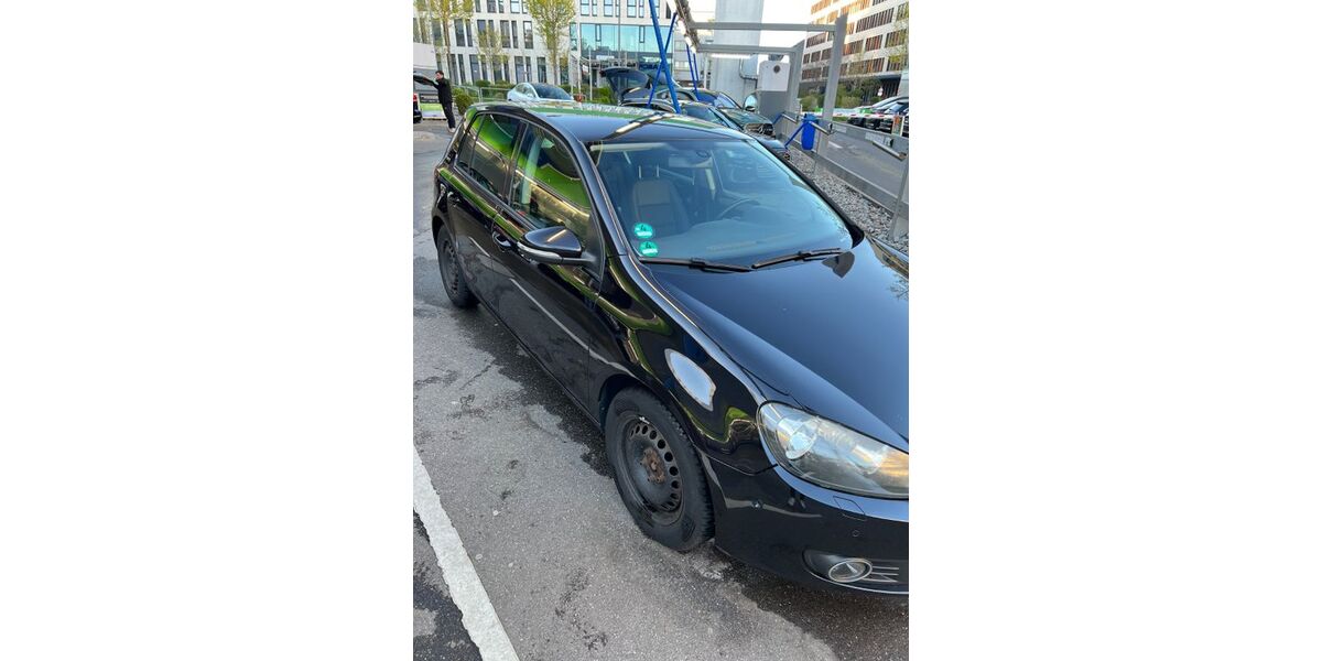 VW Golf 341.000 km 3.200 &euro; Stuttgart 70567